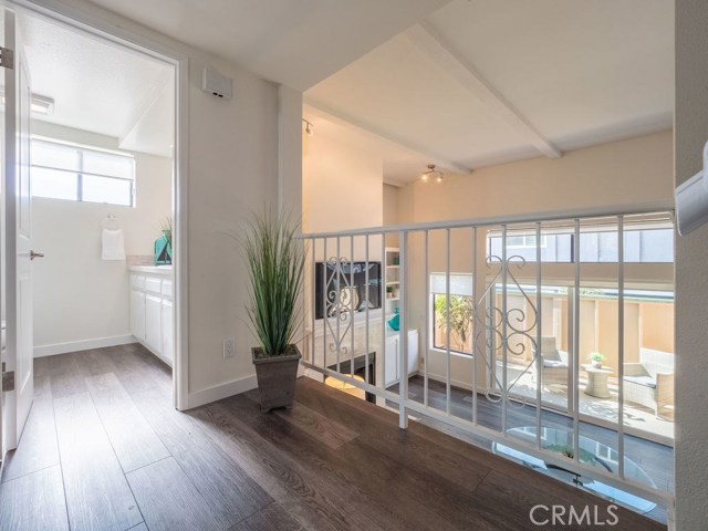 721 Irena Avenue, Redondo Beach, California 90277, 3 Bedrooms Bedrooms, ,1 BathroomBathrooms,Residential,Sold,Irena,SB18255216