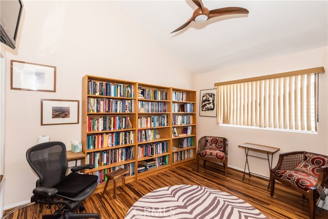 1810 Pullman Lane, Redondo Beach, California 90278, 4 Bedrooms Bedrooms, ,2 BathroomsBathrooms,Residential,Sold,Pullman,SB19032295