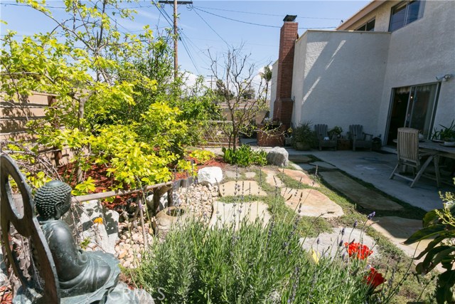 2231 Graham Ave, Redondo Beach, California 90278, 4 Bedrooms Bedrooms, ,3 BathroomsBathrooms,Residential,Sold,Graham Ave,OC17017084