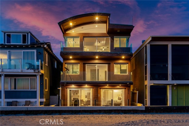 Photo of 6815 E Seaside Walk, Long Beach, CA 90803