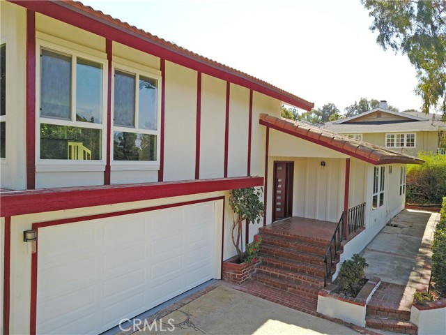 12 Hitching Post Dr, Rolling Hills Estates, California 90274, 4 Bedrooms Bedrooms, ,2 BathroomsBathrooms,Residential,Sold,Hitching Post Dr,MB21091315