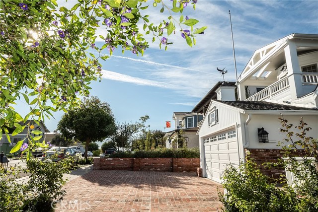 659 18th Street, Manhattan Beach, California 90266, 4 Bedrooms Bedrooms, ,3 BathroomsBathrooms,Residential,Sold,18th,SB19269469