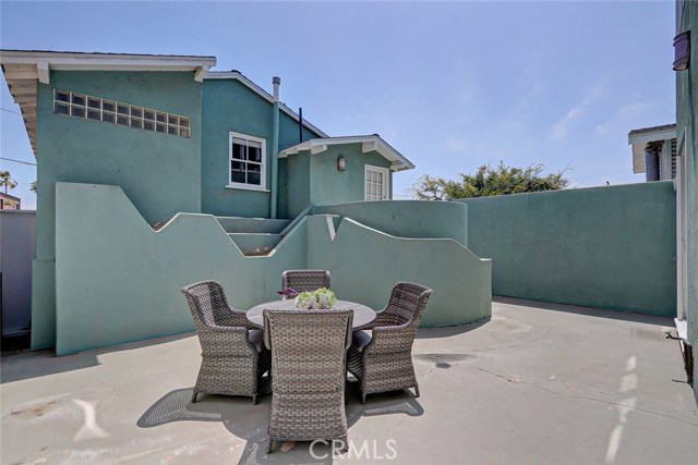 316 24th, Hermosa Beach, California 90254, 3 Bedrooms Bedrooms, ,4 BathroomsBathrooms,Residential,Sold,24th,SB19132480