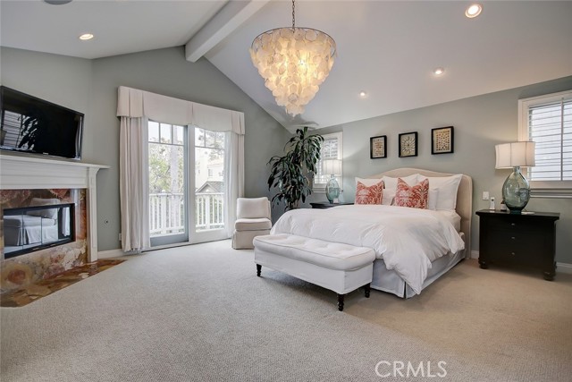 649 26th Street, Manhattan Beach, California 90266, 5 Bedrooms Bedrooms, ,4 BathroomsBathrooms,Residential,Sold,26th,SB21027371