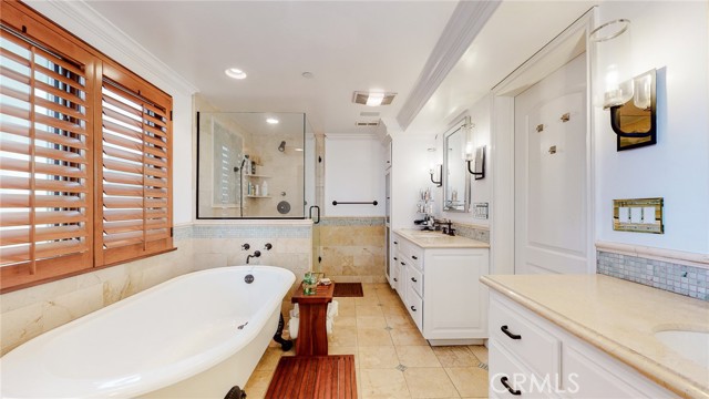 333 21st Place, Manhattan Beach, California 90266, 3 Bedrooms Bedrooms, ,3 BathroomsBathrooms,Residential,Sold,21st,SB21154619