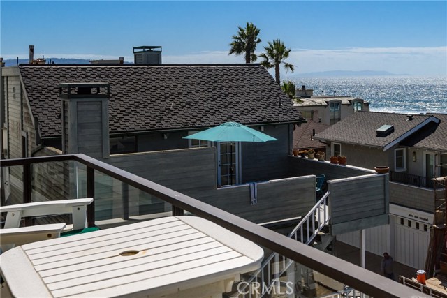 120 5th Street, Manhattan Beach, California 90266, 4 Bedrooms Bedrooms, ,4 BathroomsBathrooms,Residential,Sold,5th,SB19010545