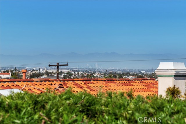 1218 Harper Avenue, Redondo Beach, California 90278, 3 Bedrooms Bedrooms, ,2 BathroomsBathrooms,Residential,Sold,Harper,SB19234397