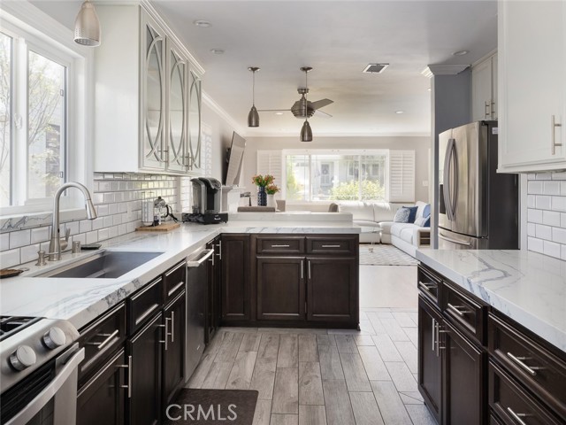 3212 Oak Avenue, Manhattan Beach, California 90266, 3 Bedrooms Bedrooms, ,2 BathroomsBathrooms,Residential,Sold,Oak,SB21120896