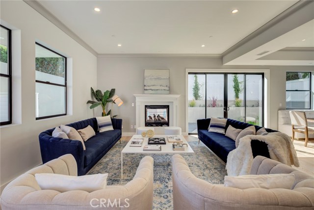 1712 Harriman Lane, Redondo Beach, California 90278, 4 Bedrooms Bedrooms, ,4 BathroomsBathrooms,Residential,Sold,Harriman,PV18244491