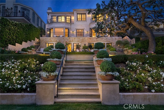 Photo of 219 Evening Canyon Road, Corona del Mar, CA 92625