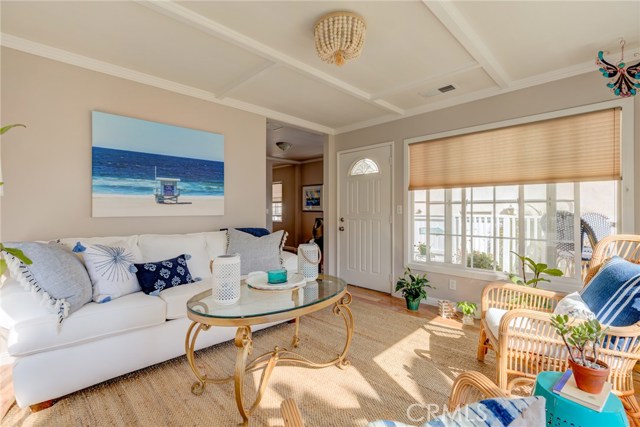 2813 Vista Drive, Manhattan Beach, California 90266, 4 Bedrooms Bedrooms, ,3 BathroomsBathrooms,Residential,Sold,Vista,SB20119545