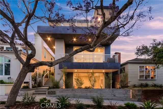 409 3rd Street, Manhattan Beach, California 90266, 5 Bedrooms Bedrooms, ,2 BathroomsBathrooms,Residential,Sold,3rd,SB19219164