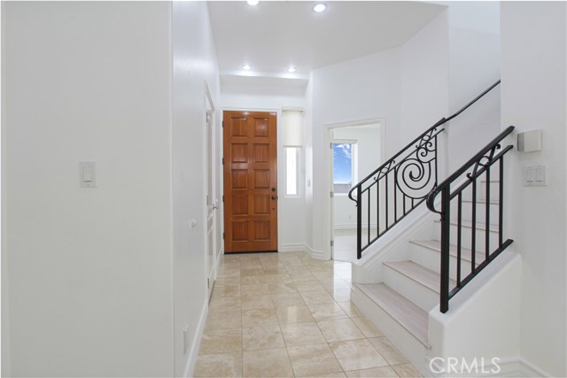 2305 Carnegie Lane, Redondo Beach, California 90278, 3 Bedrooms Bedrooms, ,2 BathroomsBathrooms,Residential,Sold,Carnegie,SB19145300