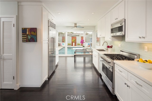 1504 Harkness Street, Manhattan Beach, California 90266, 3 Bedrooms Bedrooms, ,1 BathroomBathrooms,Residential,Sold,Harkness,SB17148374