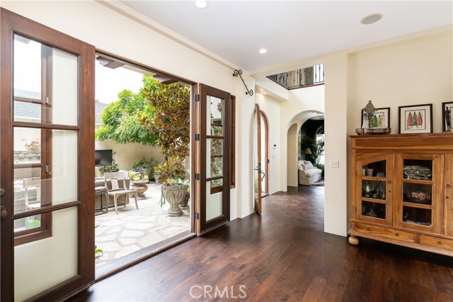 720 33rd Street, Manhattan Beach, California 90266, 5 Bedrooms Bedrooms, ,3 BathroomsBathrooms,Residential,Sold,33rd,SB19184166