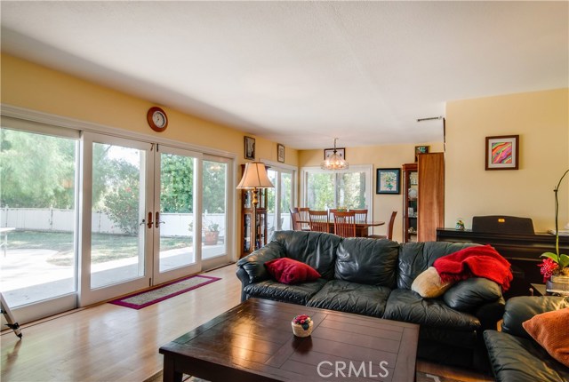 19 Ranchview Road, Rolling Hills Estates, California 90274, 4 Bedrooms Bedrooms, ,3 BathroomsBathrooms,Residential,Sold,Ranchview,PV17211623