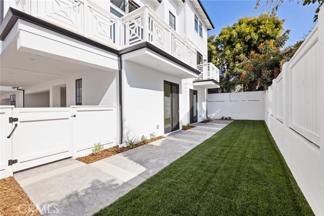 2114 Carnegie Lane, Redondo Beach, California 90278, 5 Bedrooms Bedrooms, ,5 BathroomsBathrooms,Residential,Sold,Carnegie,SB21029728