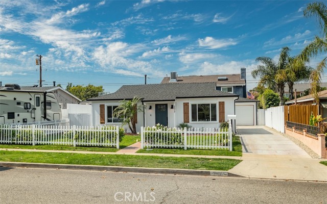 2517 Ralston Lane, Redondo Beach, California 90278, 3 Bedrooms Bedrooms, ,2 BathroomsBathrooms,Residential,Sold,Ralston,PV21156010