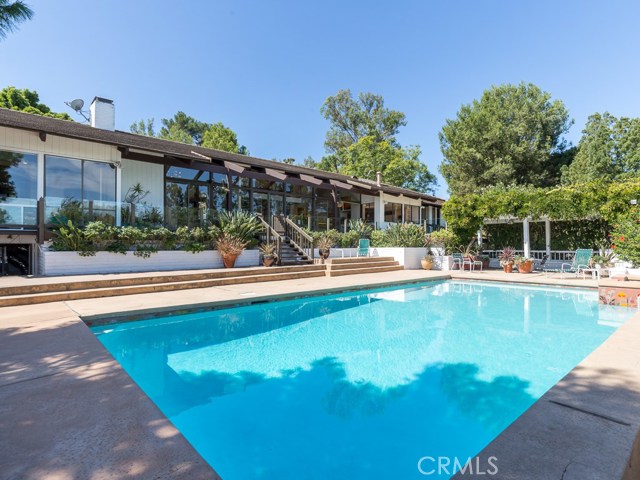 8 Eastfield Drive, Rolling Hills, California 90274, 5 Bedrooms Bedrooms, ,2 BathroomsBathrooms,Residential,Sold,Eastfield,SB17221489