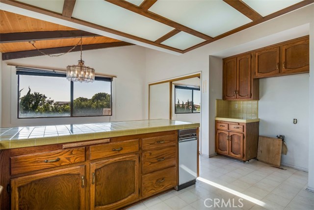 1216 Via Zumaya, Palos Verdes Estates, California 90274, 4 Bedrooms Bedrooms, ,4 BathroomsBathrooms,Residential,Sold,Via Zumaya,PV18145766