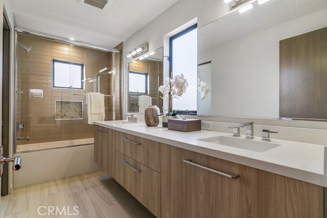 1818 Pacific Coast Highway, Hermosa Beach, California 90254, 3 Bedrooms Bedrooms, ,3 BathroomsBathrooms,Residential,Sold,Pacific Coast Highway,SB18172766 1818 Pacific Coast Highway, Hermosa Beach, California 90254, 3 Bedrooms Bedrooms, ,3 BathroomsBathrooms,Residential,Sold,Pacific Coast Highway,SB18172766