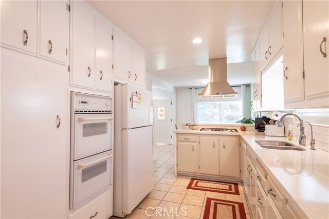 2 Bed Home for Sale in El Segundo, California