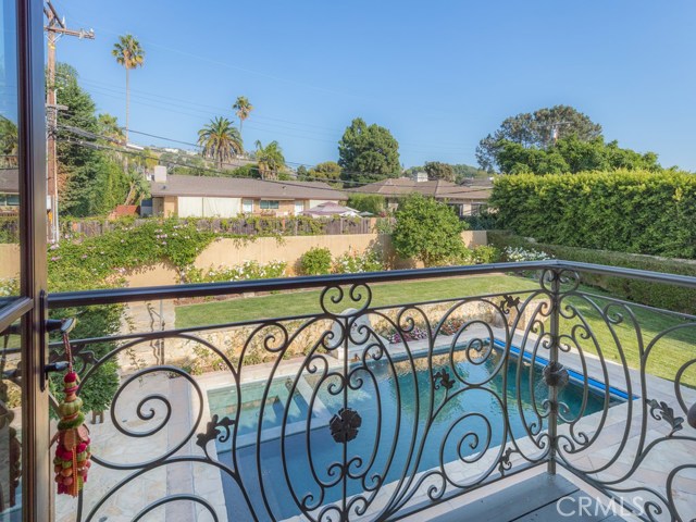 2668 Via Pacheco, Palos Verdes Estates, California 90274, 4 Bedrooms Bedrooms, ,5 BathroomsBathrooms,Residential,Sold,Via Pacheco,SB20186428