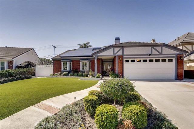 Photo of 359 S Avenida Margarita, Anaheim Hills, CA 92807