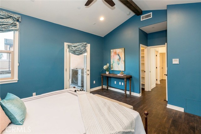 1804 Vanderbilt Lane, Redondo Beach, California 90278, 4 Bedrooms Bedrooms, ,3 BathroomsBathrooms,Residential,Sold,Vanderbilt,SB19276109