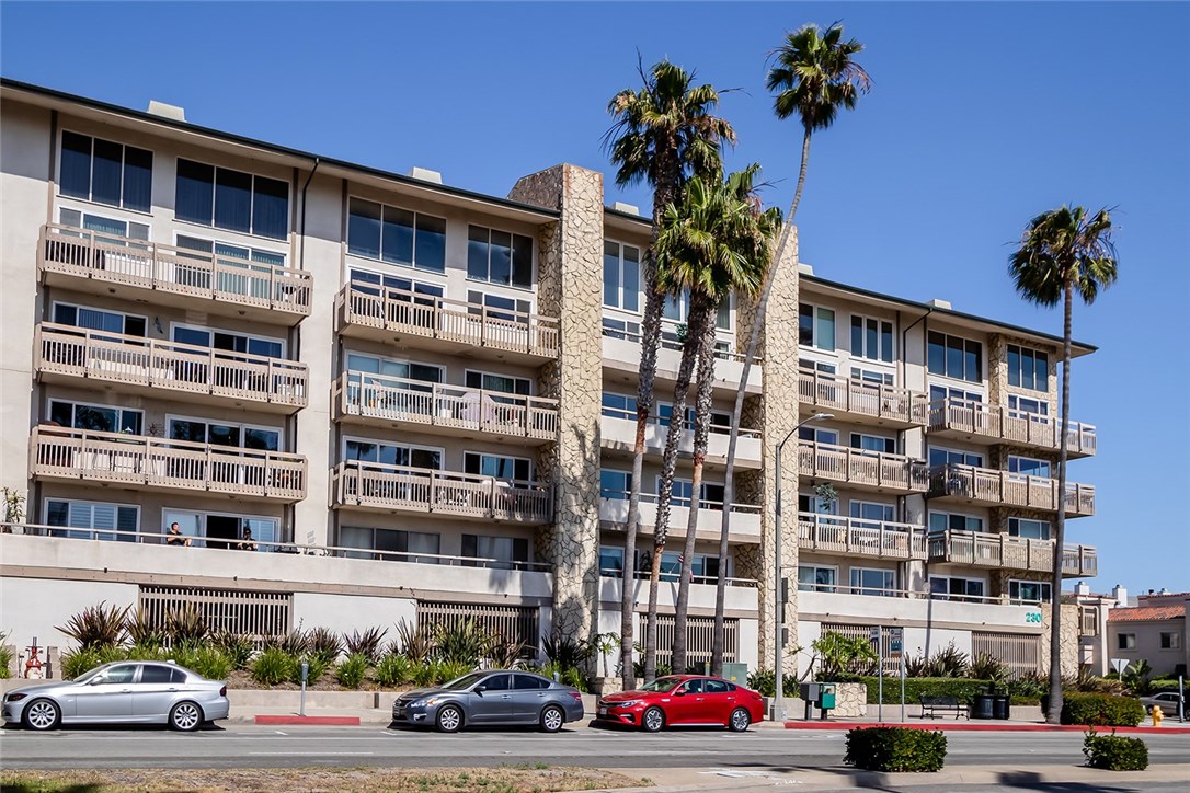 230 Catalina Avenue, Redondo Beach, California 90277, 2 Bedrooms Bedrooms, ,2 BathroomsBathrooms,Residential,Sold,Catalina,SB20117645