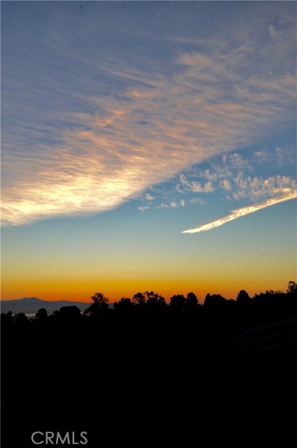 Sunrise from the backyard.