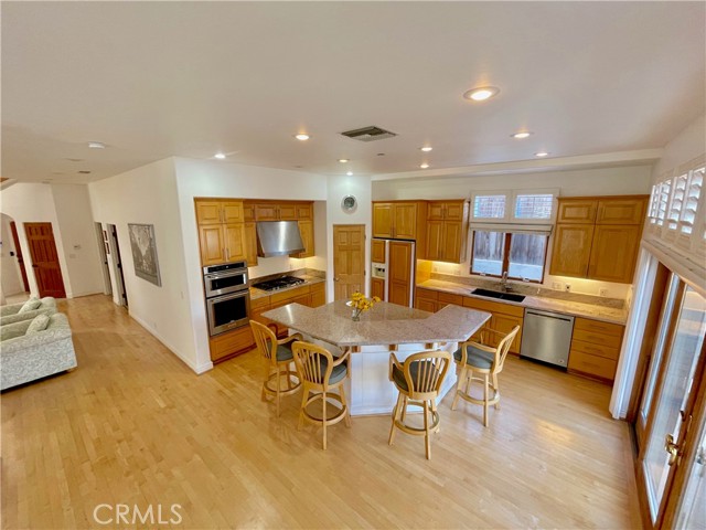 808 Juanita Avenue, Redondo Beach, California 90277, 5 Bedrooms Bedrooms, ,3 BathroomsBathrooms,Residential,Sold,Juanita,IN21096343
