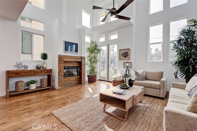 1728 Steinhart Avenue, Redondo Beach, California 90278, 4 Bedrooms Bedrooms, ,3 BathroomsBathrooms,Residential,Sold,Steinhart,SB18227946