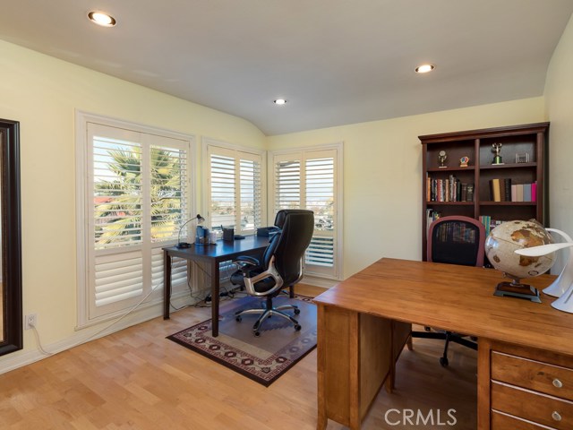 2034 Crestwood Street, Rancho Palos Verdes, California 90275, 4 Bedrooms Bedrooms, ,2 BathroomsBathrooms,Residential,Sold,Crestwood,PV18041500