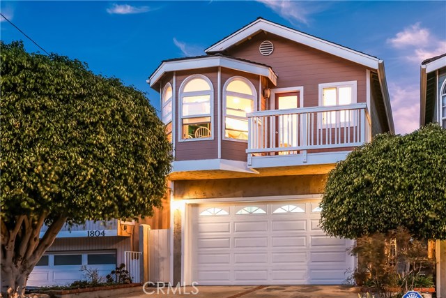 1802 Harper Avenue, Redondo Beach, California 90278, 3 Bedrooms Bedrooms, ,3 BathroomsBathrooms,Residential,Sold,Harper,SB18227443