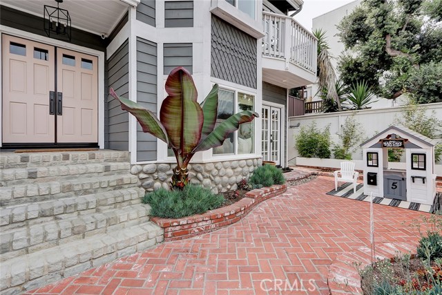 508 Rosecrans Avenue, Manhattan Beach, California 90266, 4 Bedrooms Bedrooms, ,3 BathroomsBathrooms,Residential,Sold,Rosecrans,SB20193672