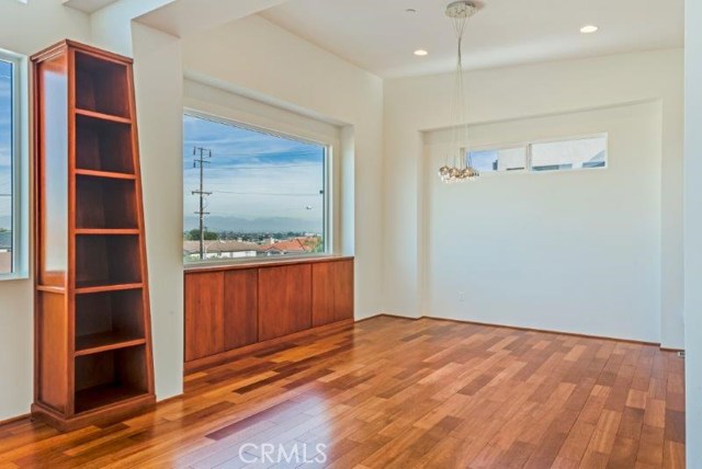 1014 Garnet Street, Redondo Beach, California 90277, 4 Bedrooms Bedrooms, ,3 BathroomsBathrooms,Residential,Sold,Garnet,OC17261734