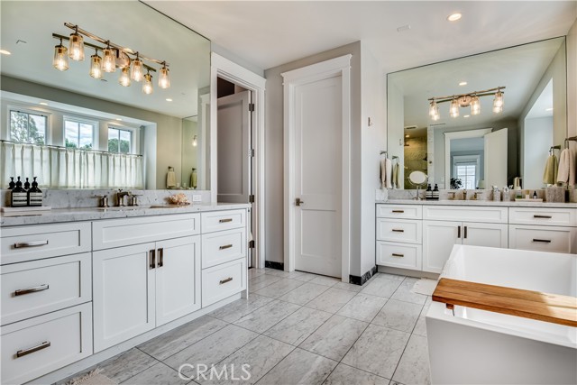 1904 Palm Avenue, Manhattan Beach, California 90266, 5 Bedrooms Bedrooms, ,5 BathroomsBathrooms,Residential,Sold,Palm,SB21124445