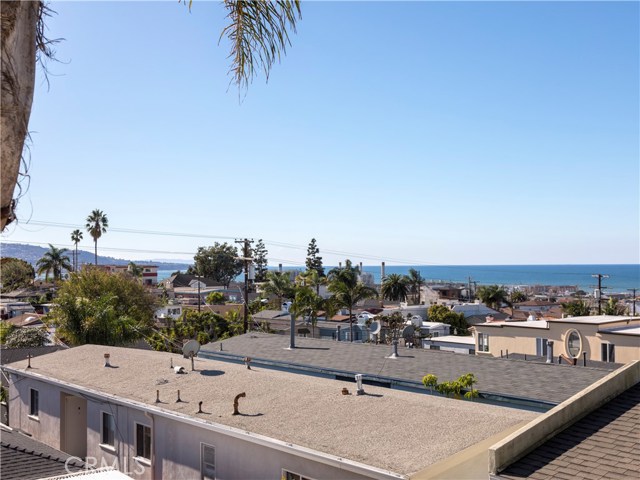 1158 8th Street, Hermosa Beach, California 90254, 3 Bedrooms Bedrooms, ,1 BathroomBathrooms,Residential,Sold,8th,SB20088189