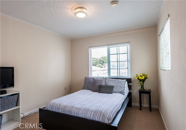 1330 21st Street, Manhattan Beach, California 90266, 4 Bedrooms Bedrooms, ,2 BathroomsBathrooms,Residential,Sold,21st,SB17175010