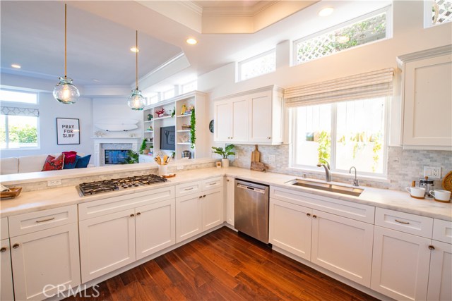 2326 Ardmore Avenue, Manhattan Beach, California 90266, 4 Bedrooms Bedrooms, ,3 BathroomsBathrooms,Residential,Sold,Ardmore,SB20053086