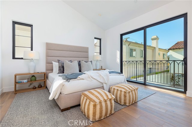 2003 Gates Avenue, Redondo Beach, California 90278, 4 Bedrooms Bedrooms, ,4 BathroomsBathrooms,Residential,Sold,Gates,SB21078366