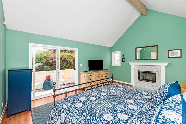 2004 Manhattan Beach Boulevard, Redondo Beach, California 90278, 3 Bedrooms Bedrooms, ,3 BathroomsBathrooms,Residential,Sold,Manhattan Beach,SB19138575