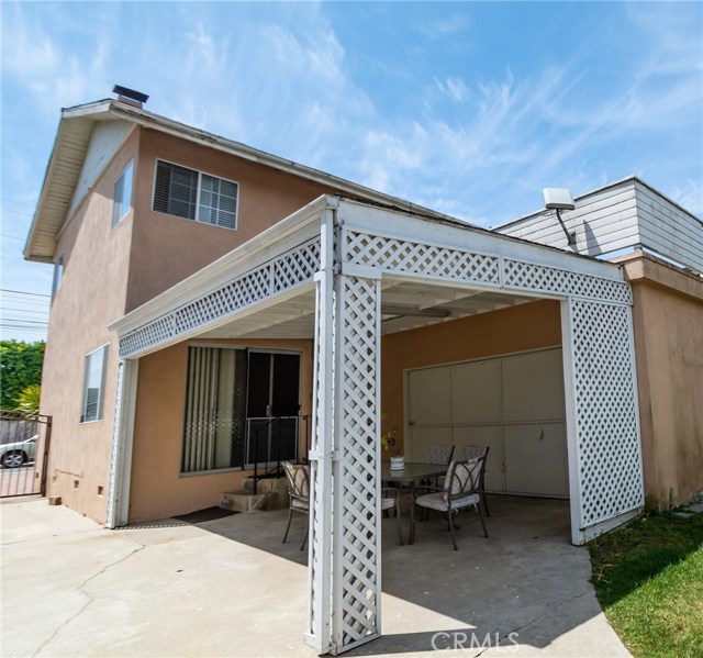 2103 Perry Avenue, Redondo Beach, California 90278, 3 Bedrooms Bedrooms, ,3 BathroomsBathrooms,Residential,Sold,Perry,SB19103144
