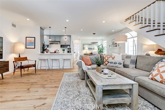 3513 Oak Avenue, Manhattan Beach, California 90266, 3 Bedrooms Bedrooms, ,1 BathroomBathrooms,Residential,Sold,Oak,SB20182757