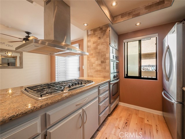 2289 190th Street, Redondo Beach, California 90278, 2 Bedrooms Bedrooms, ,1 BathroomBathrooms,Residential,Sold,190th,SB19237039