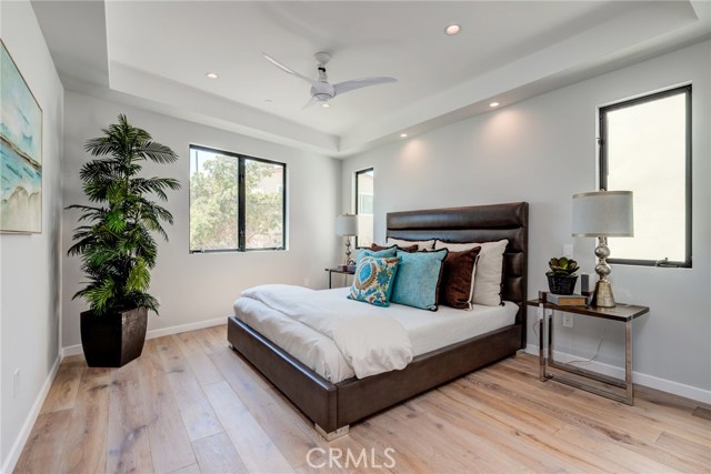 1511 Golden Avenue, Hermosa Beach, California 90254, 5 Bedrooms Bedrooms, ,2 BathroomsBathrooms,Residential,Sold,Golden,SB19224666