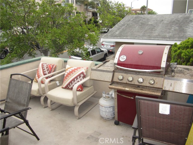 3101 Highland Avenue, Manhattan Beach, California 90266, 5 Bedrooms Bedrooms, ,4 BathroomsBathrooms,Residential,Sold,Highland,SB21124631