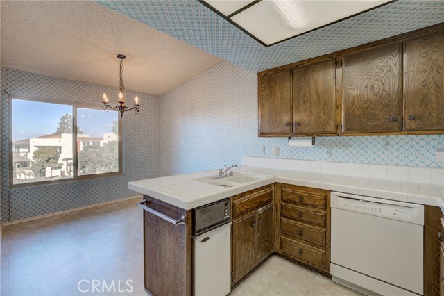 95 Cypress Way, Rolling Hills Estates, California 90274, 3 Bedrooms Bedrooms, ,3 BathroomsBathrooms,Residential,Sold,Cypress,SB18047500