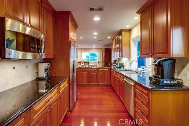 2081 Dorado Drive, Rancho Palos Verdes, California 90275, 3 Bedrooms Bedrooms, ,2 BathroomsBathrooms,Residential,Sold,Dorado,SB17198745
